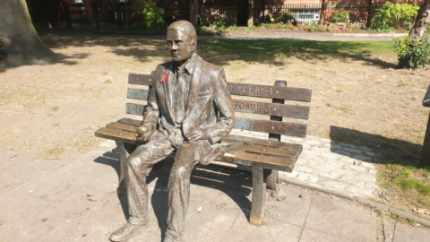 Alan Turing